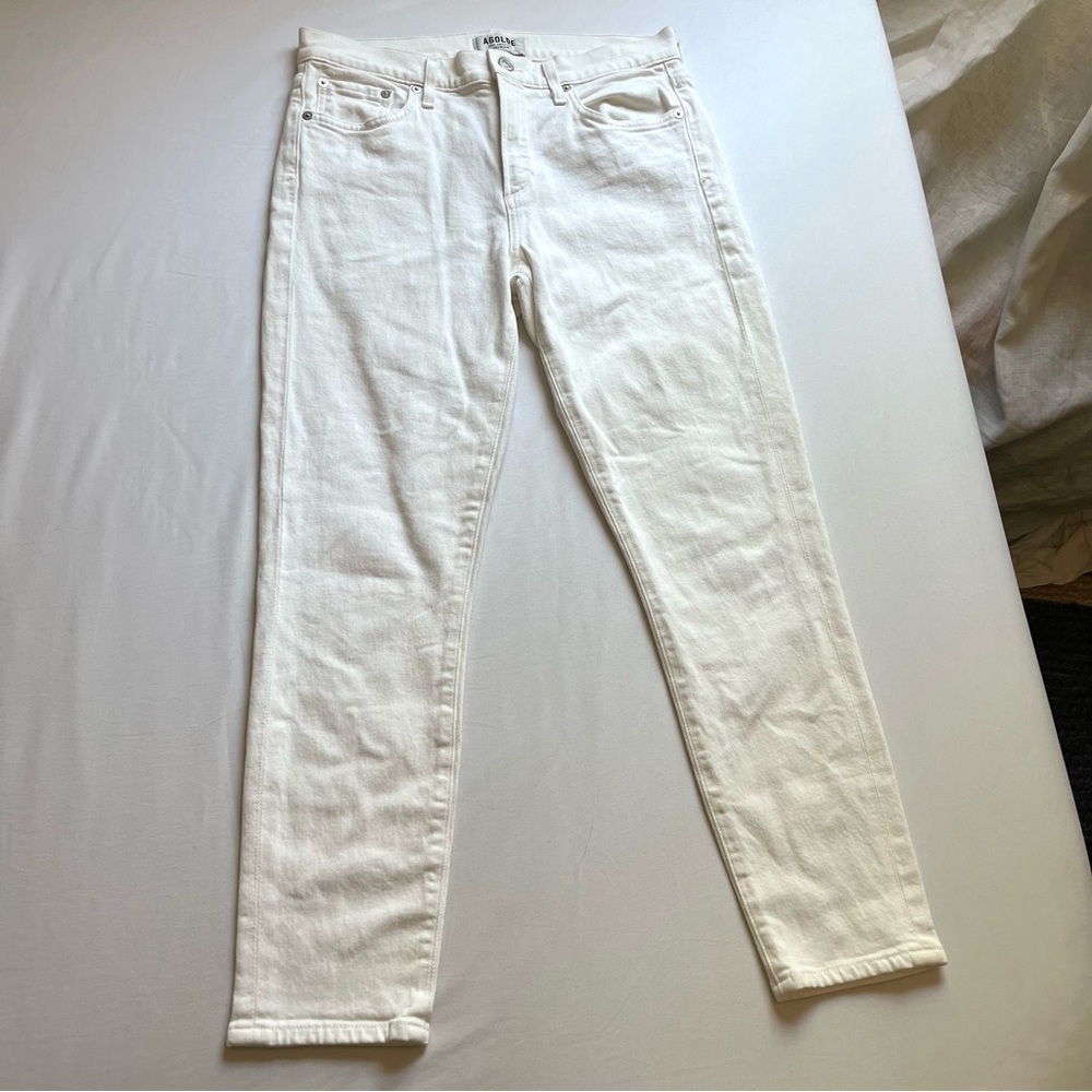 AGOLDE off white denim slim skinny leg cropped jeans.